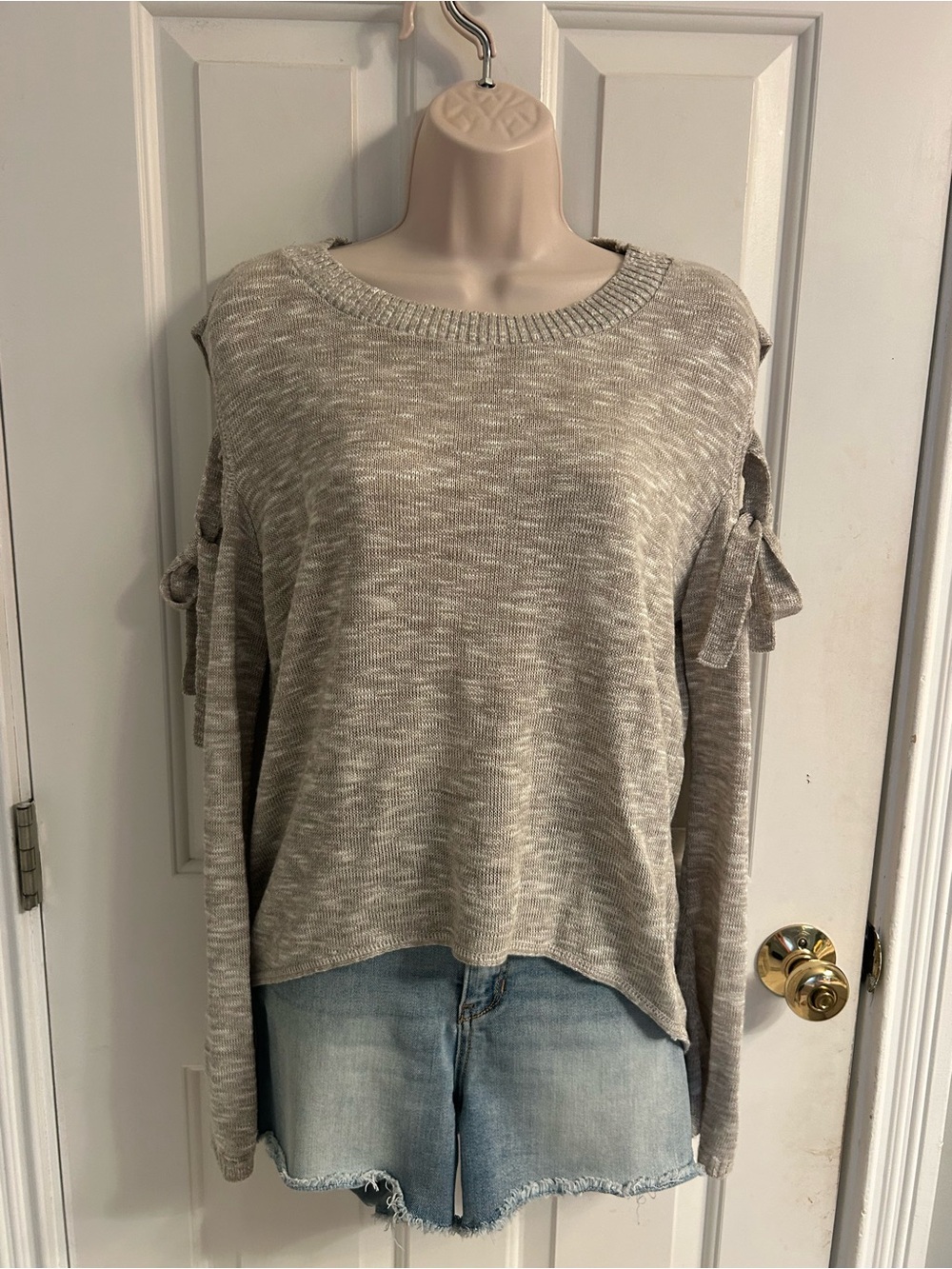 NWT-Express Heathered Taupe Cold-Shoulder Tie-Sleeve Sweater